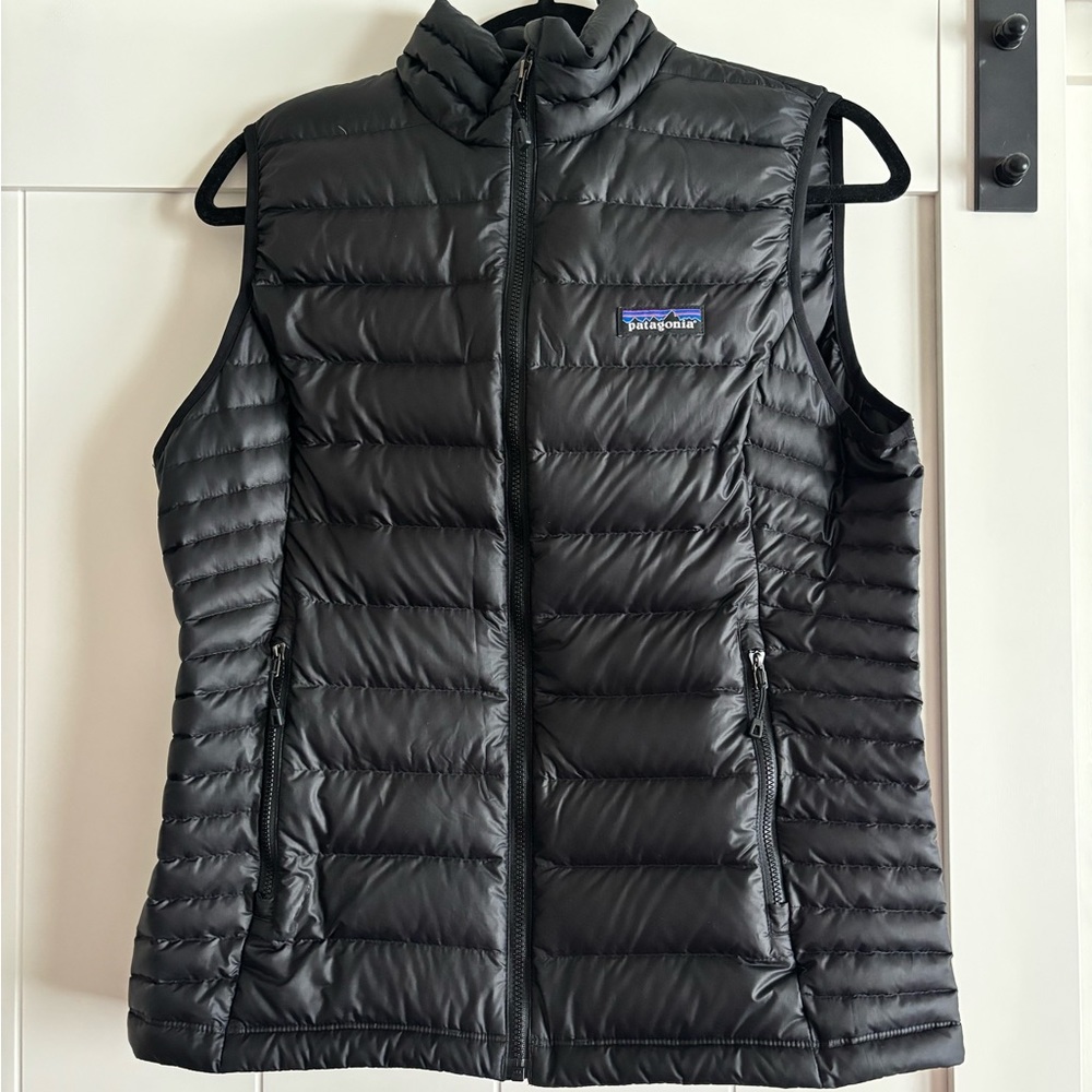 PATAGONIA - BLACK VEST, WOMENS MEDIUM